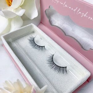 Secret lashes